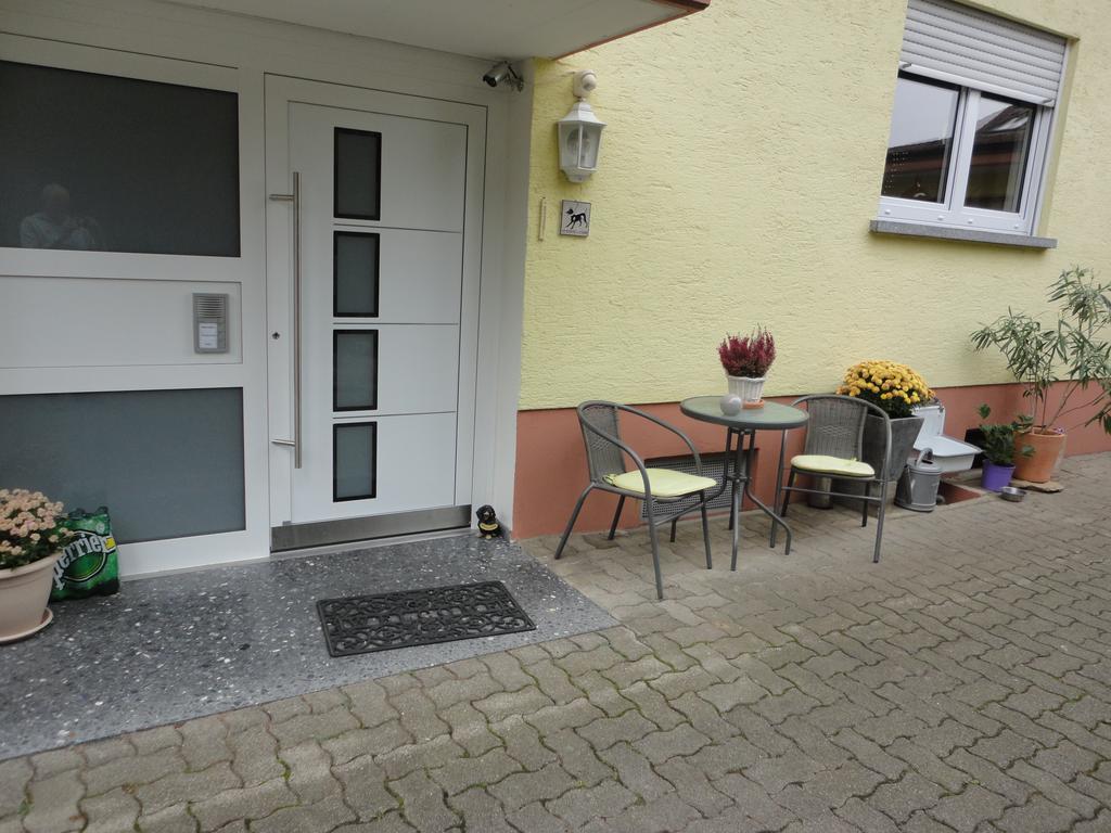 Ferienwohnung Toska プファッフェンヴァイラー エクステリア 写真